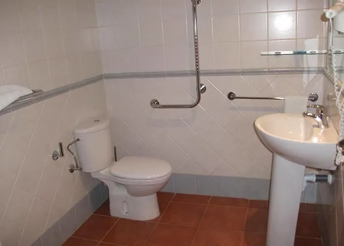 Dona Matilde Hotel 2*