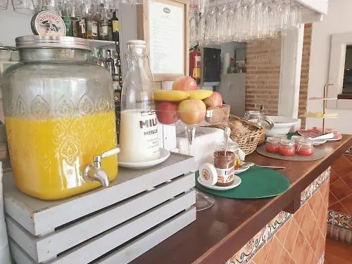 فندق Dona Matilde إِستيبونا